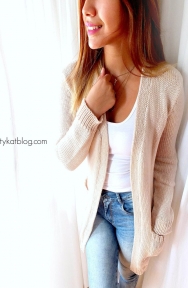 Sweaters beige